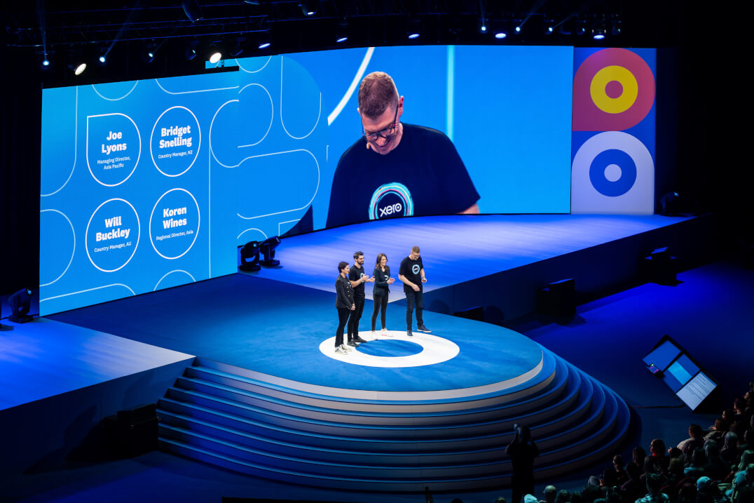 Eat The Elephant Technical production for live, virtual & hybrid experiences