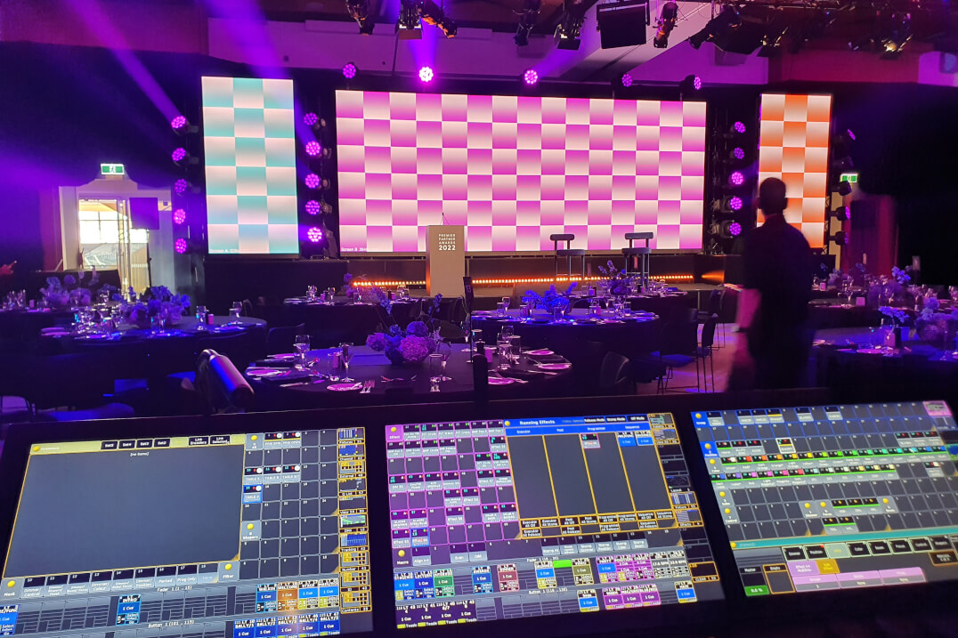 Eat The Elephant Technical production for live, virtual & hybrid experiences