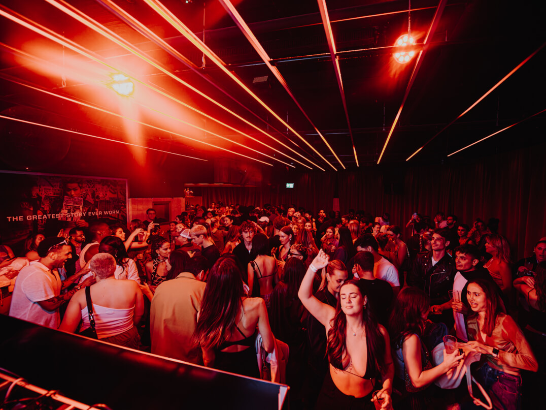 Eat The Elephant Technical production for live, virtual & hybrid experiences
