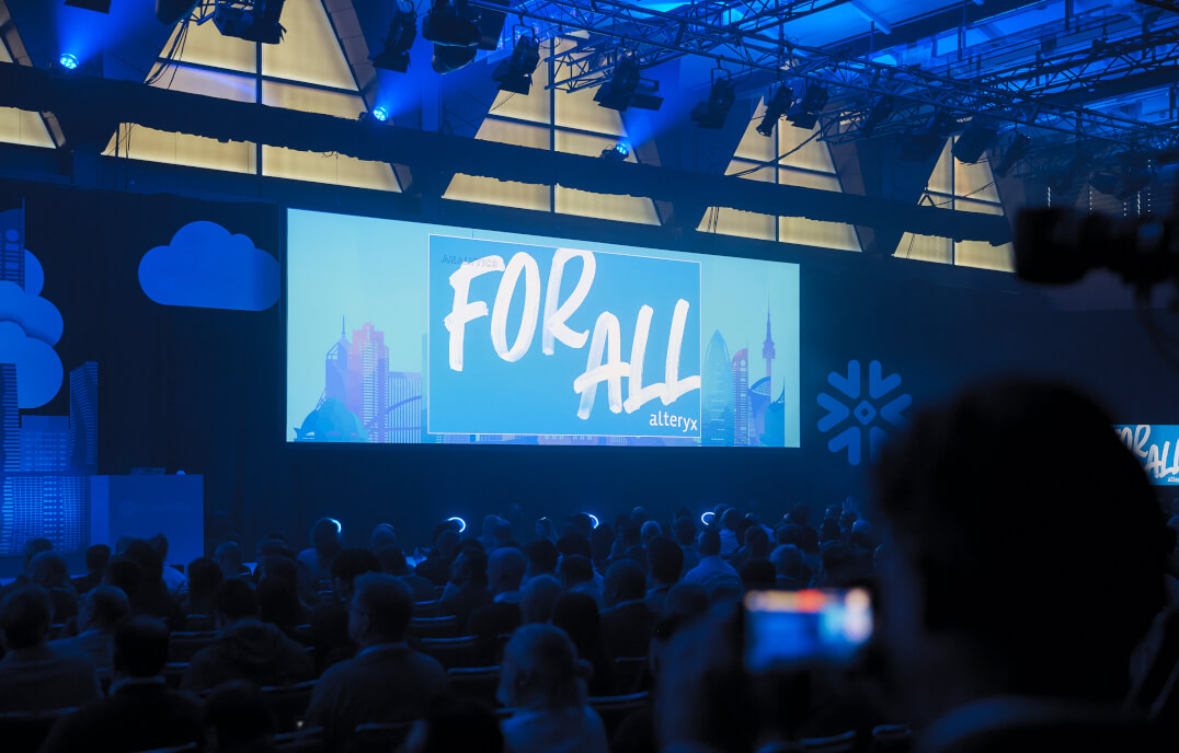 Eat The Elephant Technical production for live, virtual & hybrid experiences