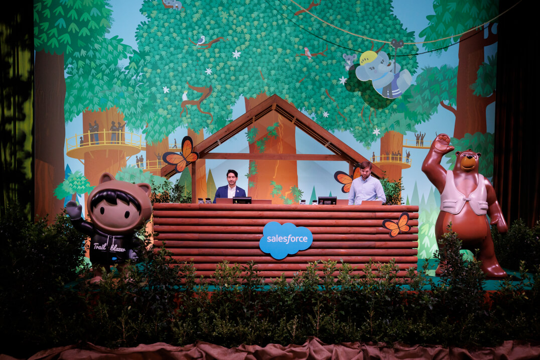 Eat The Elephant Technical production for live, virtual & hybrid experiences