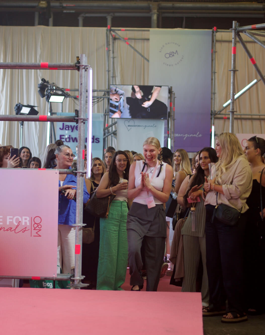 Eat The Elephant Technical production for live, virtual & hybrid experiences