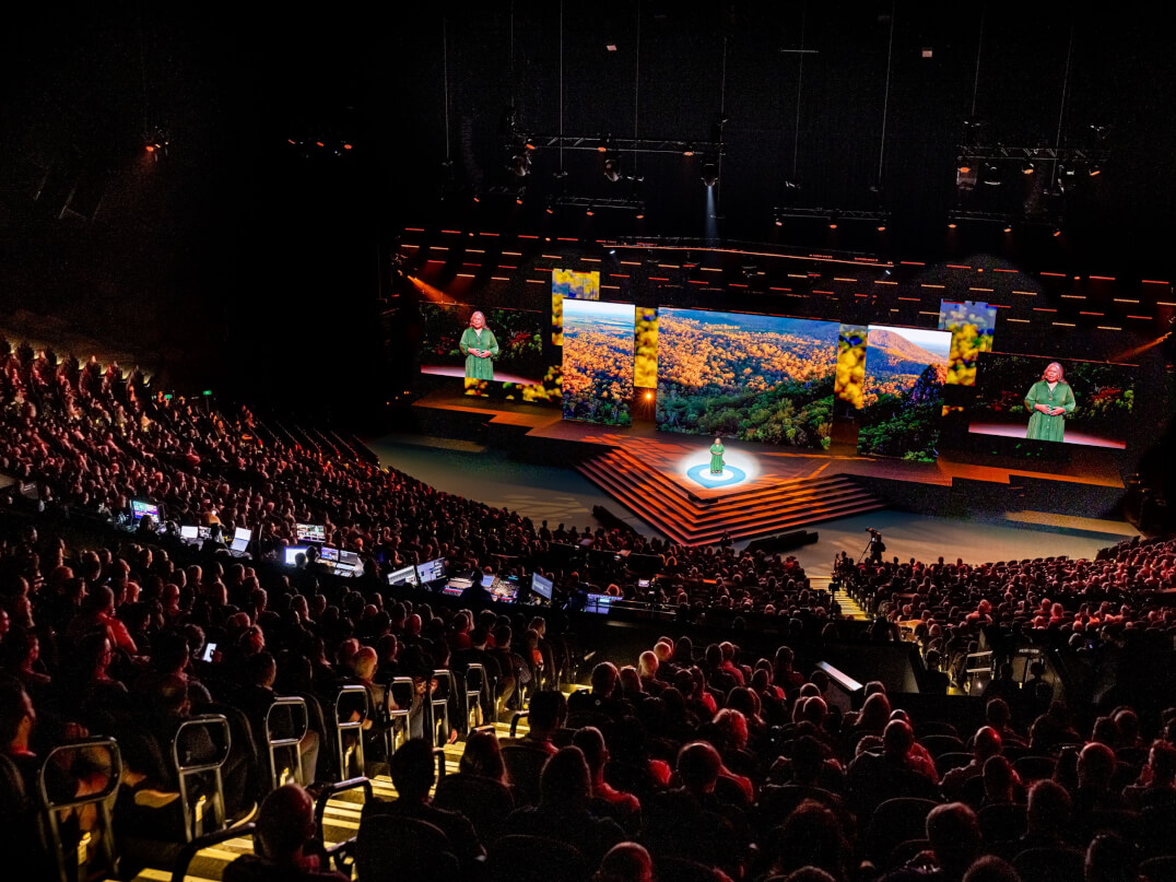 Eat The Elephant Technical production for live, virtual & hybrid experiences