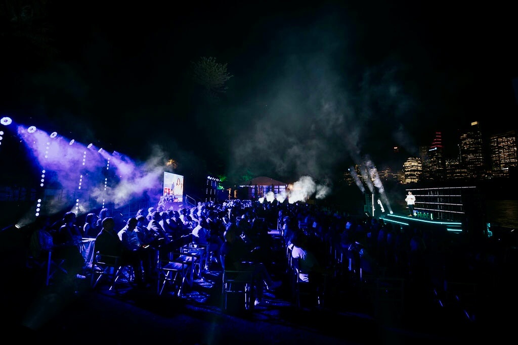 Eat The Elephant Technical production for live, virtual & hybrid experiences